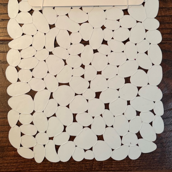 Christmas Sink Mat, Multi-Colored Santa Faces Protective Pebble Sink Mat - Picture 8 of 9